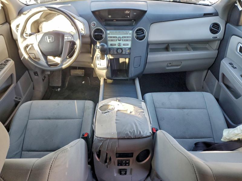 Photo 8 from auction – 2010 HONDA PILOT LX with VIN 5FNYF4H27AB012423