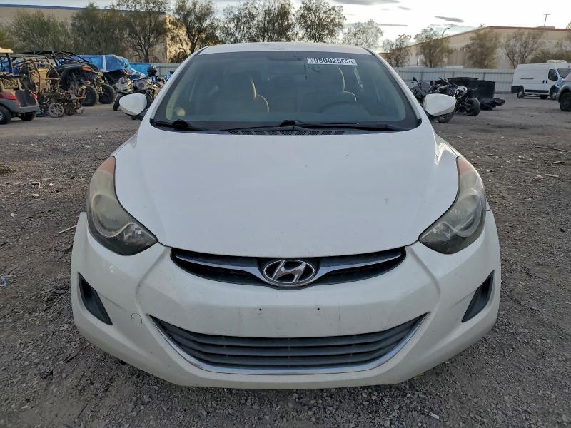 Photo 5 from auction – 2013 HYUNDAI ELANTRA with VIN 5NPDH4AE2DH374369