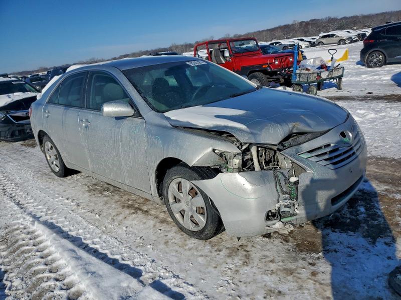 Photo 4 from auction – 2007 TOYOTA CAMRY CE with VIN 4T1BE46K17U020475