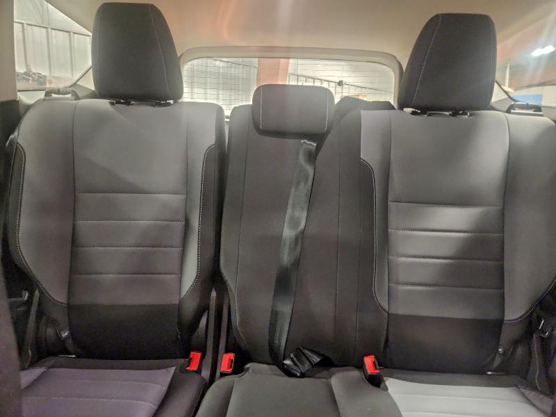 Photo 10 from auction – 2017 FORD ESCAPE S with VIN 1FMCU0F73HUB78779