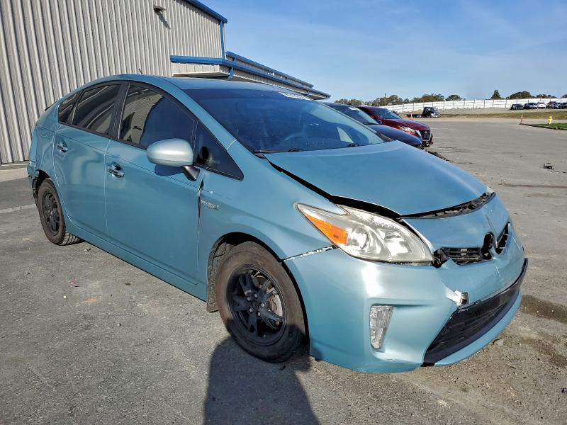 Photo 4 from auction – 2015 TOYOTA PRIUS with VIN JTDKN3DU3F1949523