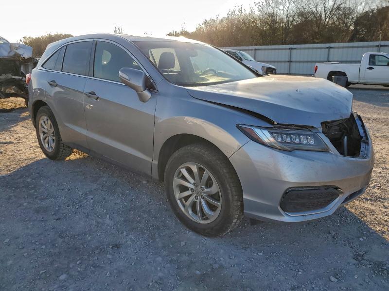 Photo 4 from auction – 2018 ACURA RDX with VIN 5J8TB4H38JL009463