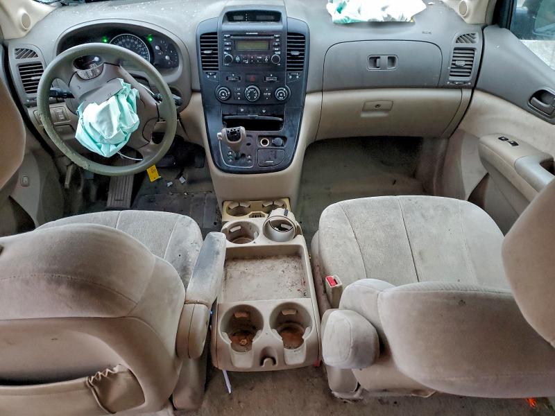 Photo 8 from auction – 2006 KIA SEDONA EX with VIN KNDMB233566022871