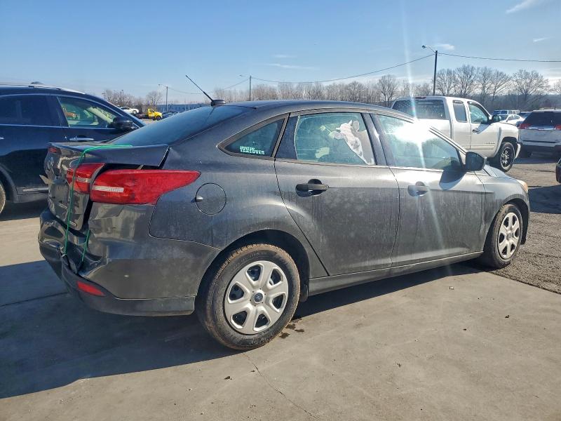 Photo 3 from auction – 2016 FORD FOCUS S with VIN 1FADP3E24GL343580