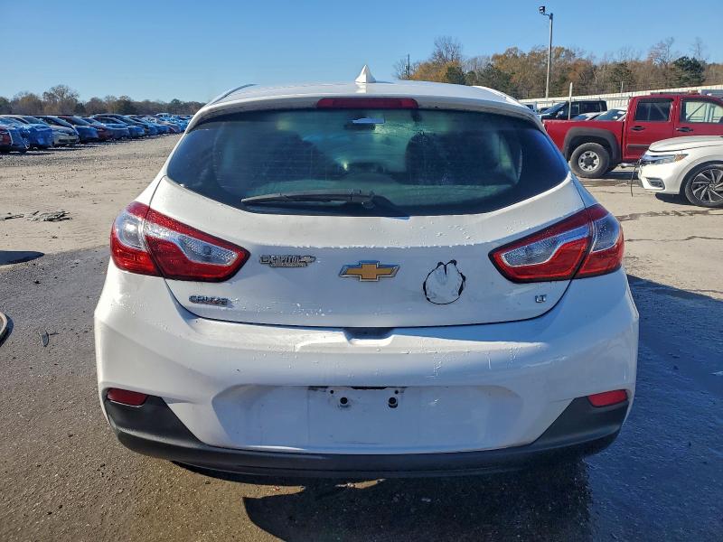 Photo 6 from auction – 2018 CHEVROLET CRUZE LT with VIN 3G1BE6SM5JS634582