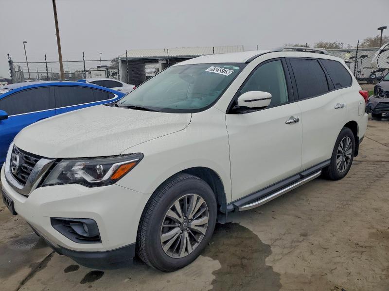NISSAN PATHFINDER 2019 with VIN 5N1DR2MN4KC583484 - Photo from auction
