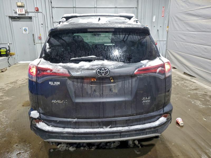 Photo 6 from auction – 2016 TOYOTA RAV4 XLE with VIN JTMRFREVXGJ085190