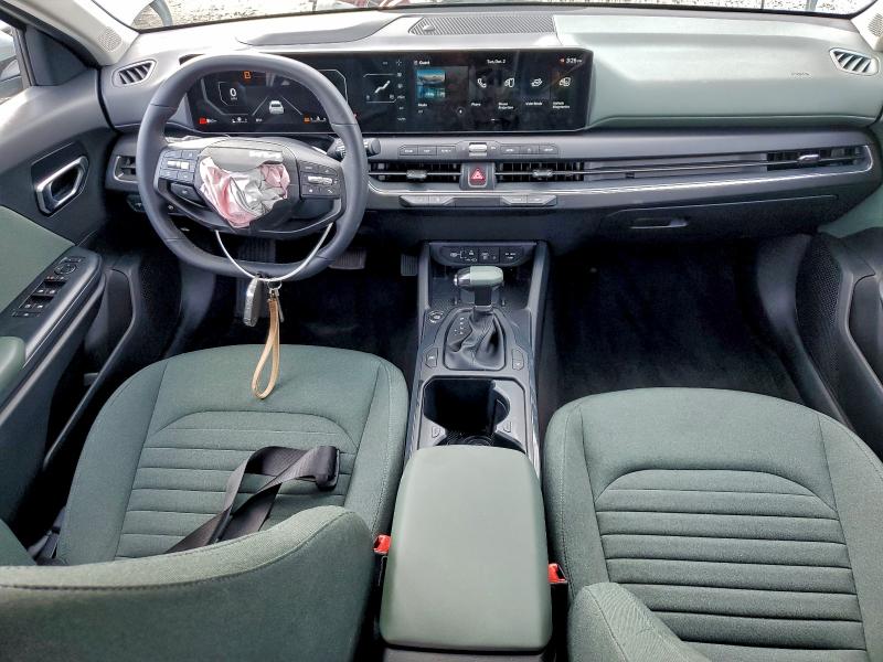 Photo 8 from auction – 2025 KIA K4 EX with VIN 3KPFU4DE3SE134152