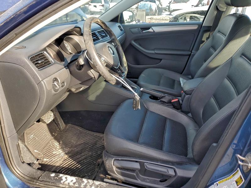 Photo 7 from auction – 2017 VOLKSWAGEN JETTA SE with VIN 3VWDB7AJ4HM303753