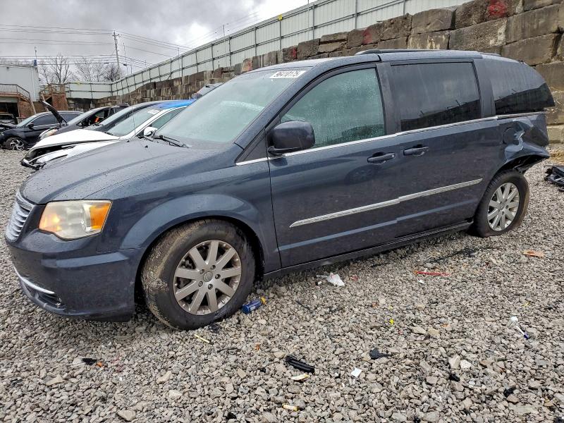 CHRYSLER TOWN & COU 2014 with VIN 2C4RC1BG3ER139146 - Photo from auction