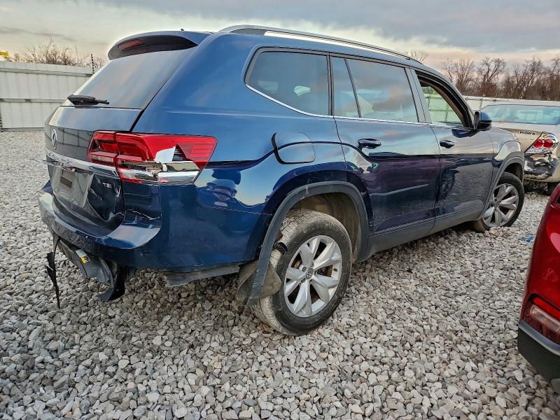 Photo 3 from auction – 2018 VOLKSWAGEN ATLAS S with VIN 1V2AP2CA2JC599711