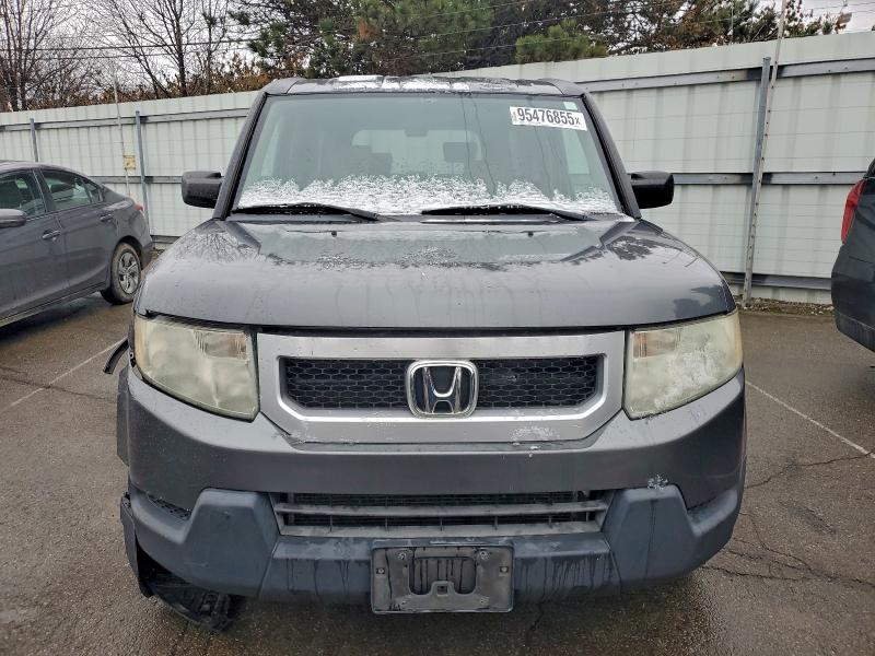 Photo 5 from auction – 2011 HONDA ELEMENT LX with VIN 5J6YH2H37BL002121