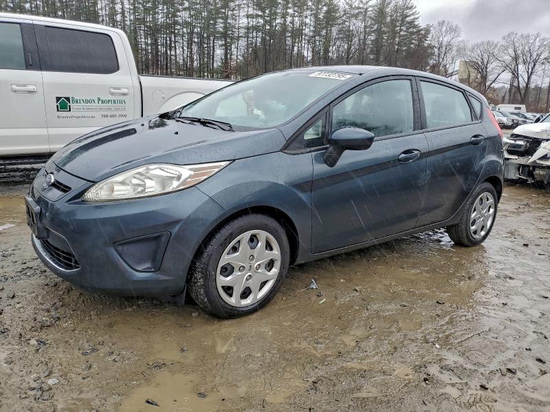 FORD FIESTA SE 2011 with VIN 3FADP4EJ7BM169640 - Photo from auction