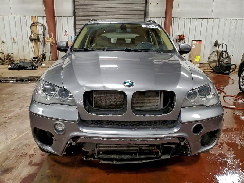 Photo 5 from auction – 2013 BMW X5 XDRIVE3 with VIN 5UXZV4C56D0B09657