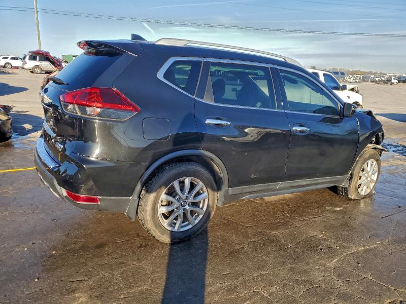 Photo 3 from auction – 2019 NISSAN ROGUE S with VIN 5N1AT2MT9KC724665