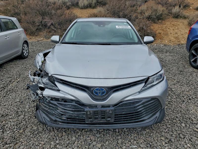 Photo 5 from auction – 2020 TOYOTA CAMRY LE with VIN 4T1C31AK0LU532061