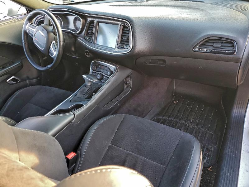 Photo 8 from auction – 2016 DODGE CHALLENGER with VIN 2C3CDZFJXGH102082