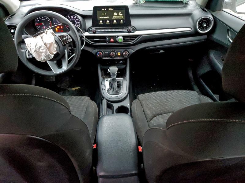 Photo 8 from auction – 2021 KIA FORTE with VIN 3KPF24AD4ME335160