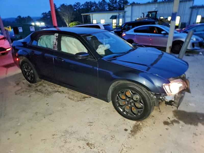 Photo 4 from auction – 2018 CHRYSLER 300 S with VIN 2C3CCAGGXJH267855