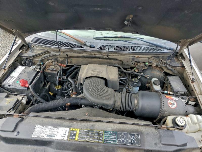 Photo 11 from auction – 2003 FORD F150 with VIN 2FTRX18L03CA21208