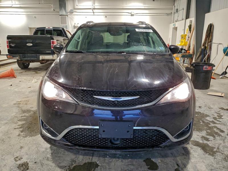 Photo 5 from auction – 2019 CHRYSLER PACIFICA T with VIN 2C4RC1EG5KR594135