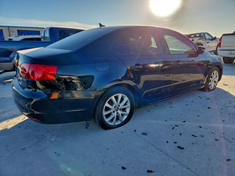 Photo 3 from auction – 2012 VOLKSWAGEN JETTA with VIN 3VWDX7AJXCM411238