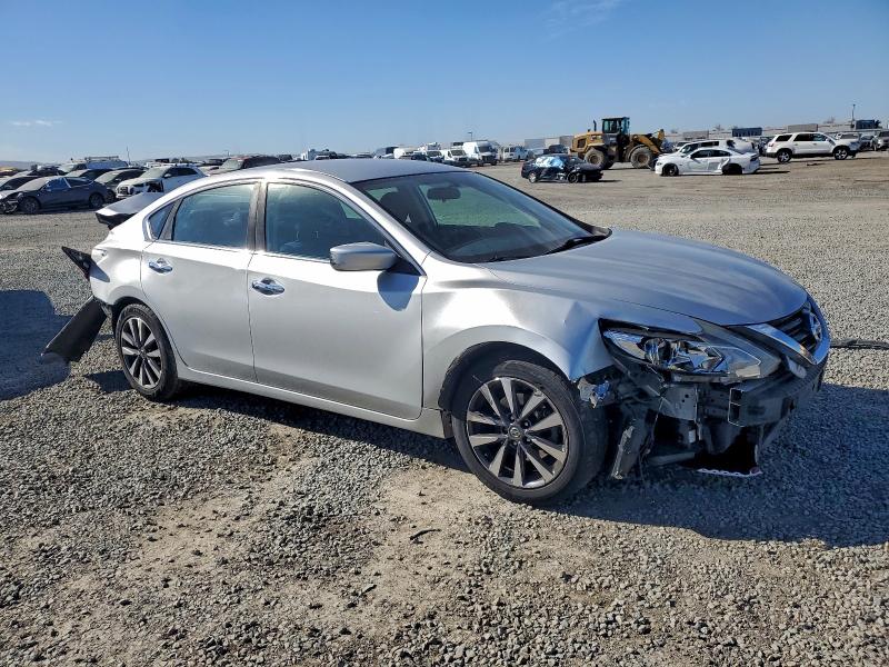 Photo 4 from auction – 2017 NISSAN ALTIMA 2.5 with VIN 1N4AL3AP3HC189834