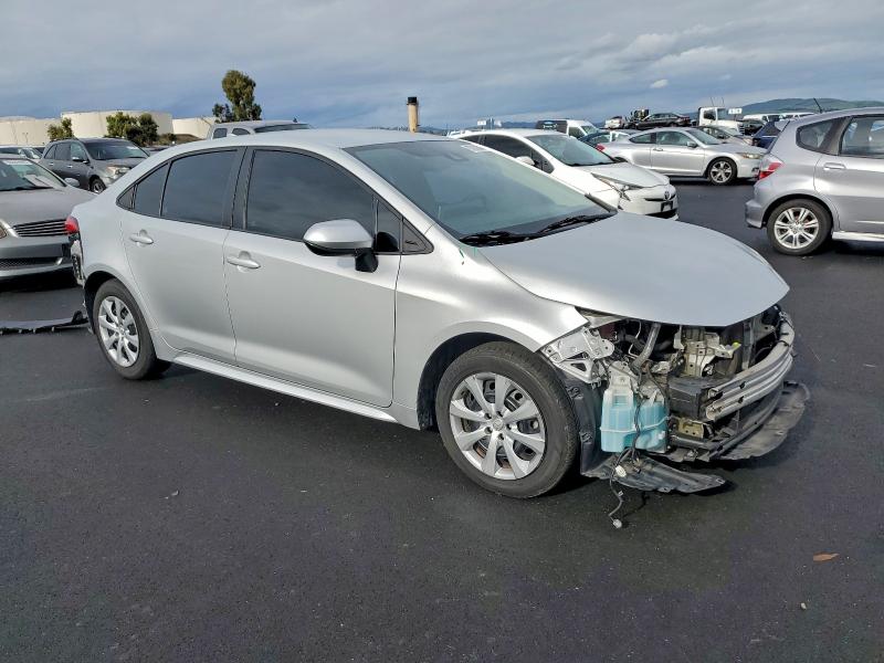 Photo 4 from auction – 2021 TOYOTA COROLLA LE with VIN 5YFEPMAE8MP246924