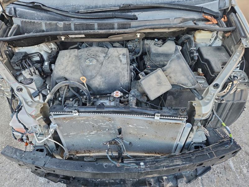 Photo 12 from auction – 2017 TOYOTA SIENNA XLE with VIN 5TDYZ3DC8HS784628