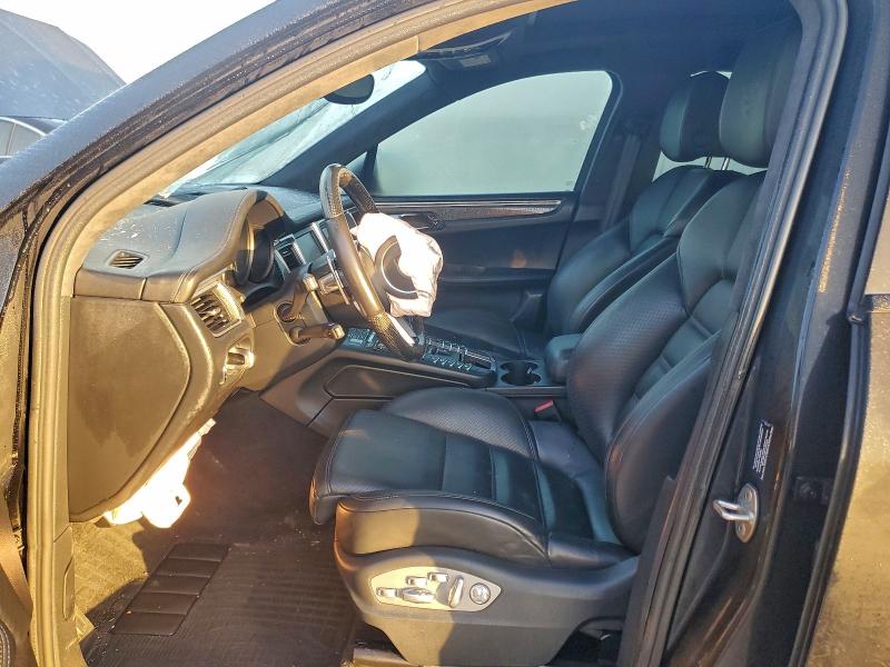 Photo 7 from auction – 2016 PORSCHE MACAN with VIN WP1AF2A55GLB93987