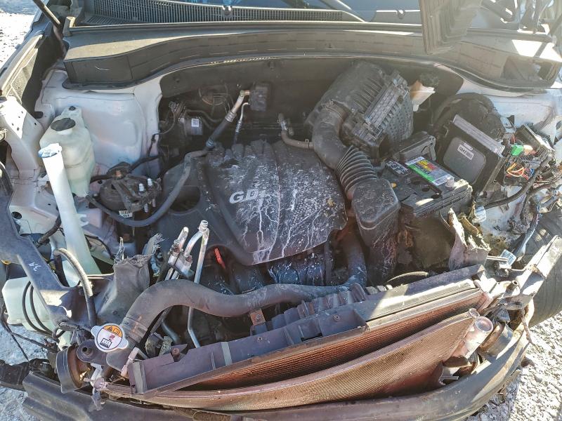 Photo 12 from auction – 2015 KIA SORENTO with VIN 5XYKT4A68FG552049