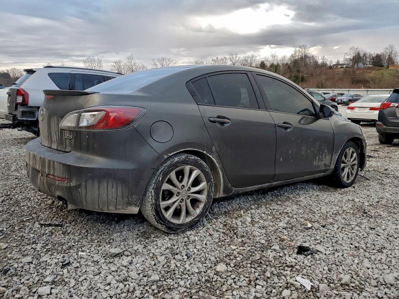 Photo 3 from auction – 2011 MAZDA 3 S with VIN JM1BL1W55B1402943