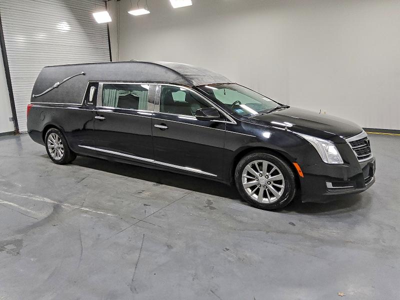 Photo 4 from auction – 2017 CADILLAC XTS FUNERA with VIN 2GEXG7U32H9500371
