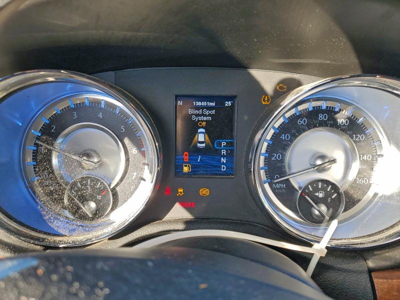 Photo 9 from auction – 2012 CHRYSLER 300C LUXUR with VIN 2C3CCAST7CH275158