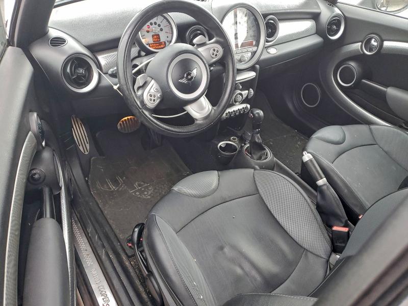 Photo 8 from auction – 2008 MINI COOPER with VIN WMWMF73598TV33214