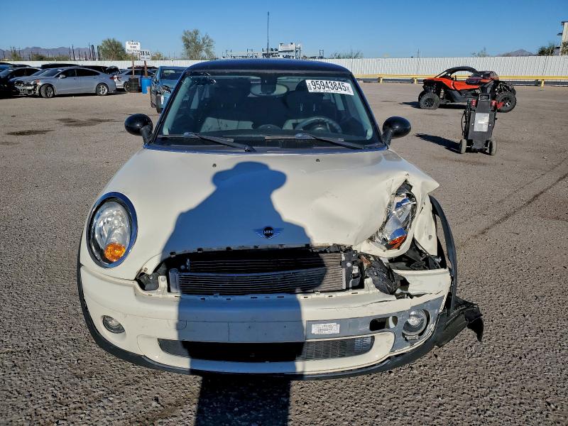 Photo 5 from auction – 2010 MINI COOPER with VIN WMWMF3C51ATZ64600