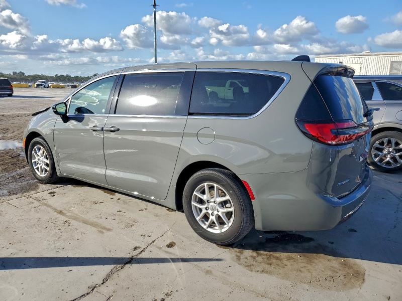 Photo 2 from auction – 2025 CHRYSLER PACIFICA S with VIN 2C4RC1BG6SR544736