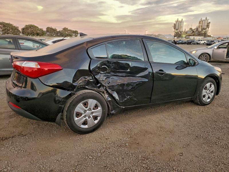 Photo 3 from auction – 2015 KIA FORTE LX with VIN KNAFK4A63F5424991