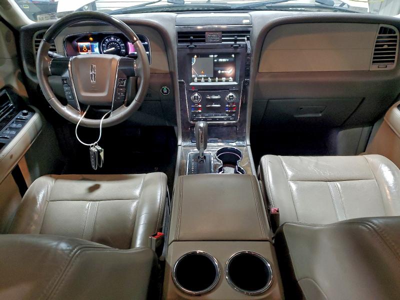 Photo 8 from auction – 2016 LINCOLN NAVIGATOR with VIN 5LMJJ3JT9GEL09550