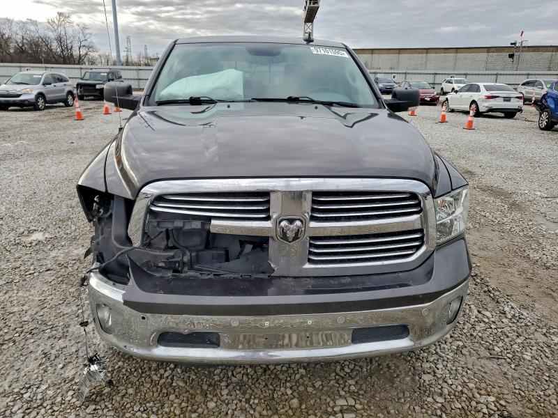 Photo 5 from auction – 2018 RAM 1500 SLT with VIN 3C6RR7LT8JG196754