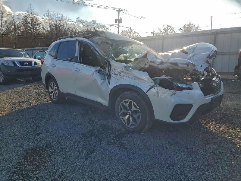 Photo 4 from auction – 2020 SUBARU FORESTER P with VIN JF2SKAGC0LH582083