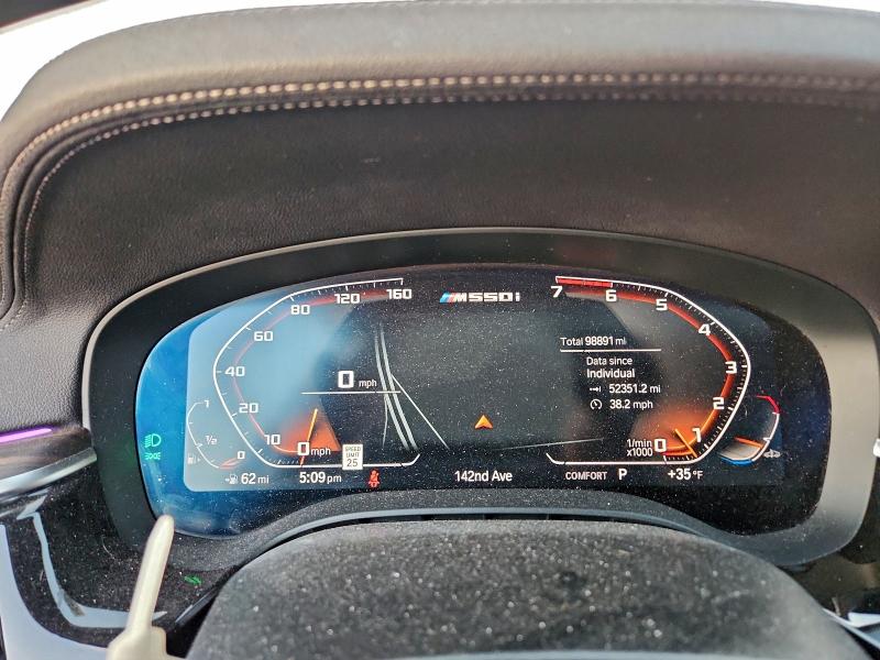 Photo 9 from auction – 2021 BMW M550XI with VIN WBA13BK05MCF28643