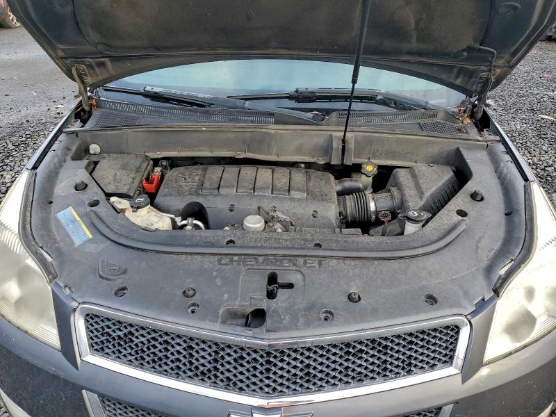 Photo 11 from auction – 2010 CHEVROLET TRAVERSE L with VIN 1GNLRFED3AS143894