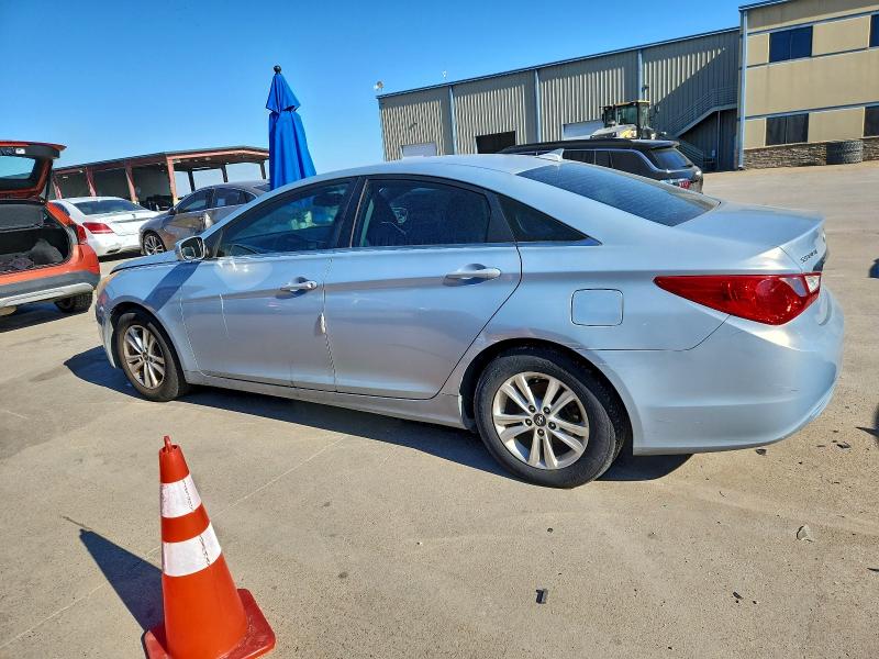 Photo 2 from auction – 2013 HYUNDAI SONATA GLS with VIN 5NPEB4AC8DH645293