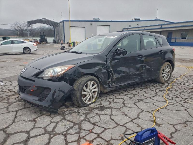 MAZDA 3 I 2012 with VIN JM1BL1L80C1663462 - Photo from auction