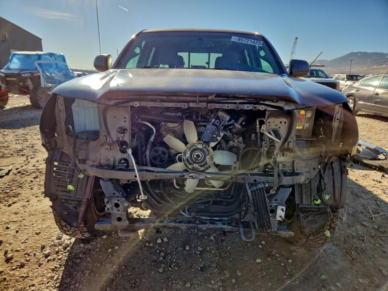 Photo 5 from auction – 2012 TOYOTA TACOMA DOU with VIN 3TMLU4EN8CM093266