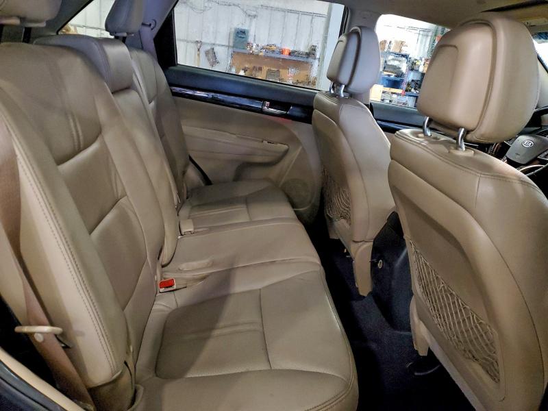 Photo 11 from auction – 2011 KIA SORENTO EX with VIN 5XYKUDA16BG095379