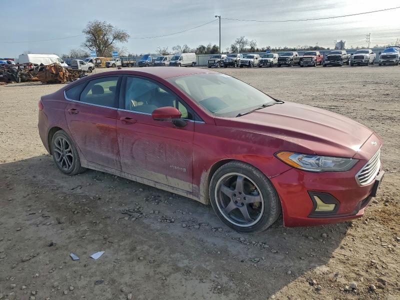 Photo 4 from auction – 2019 FORD FUSION SE with VIN 3FA6P0LU6KR125534