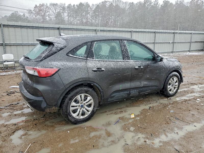 Photo 3 from auction – 2020 FORD ESCAPE S with VIN 1FMCU0F63LUC50371