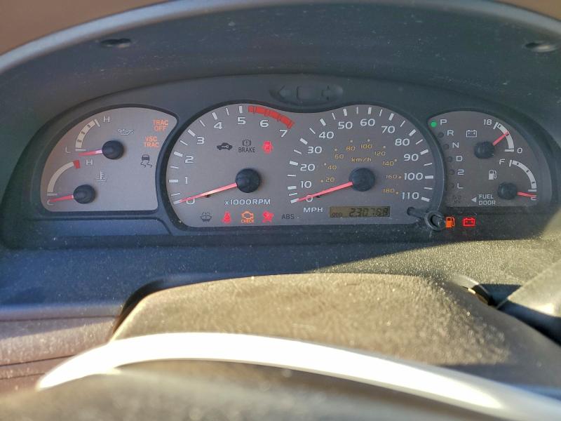 Photo 9 from auction – 2001 TOYOTA SEQUOIA sr with VIN 5TDZT34A81S003763